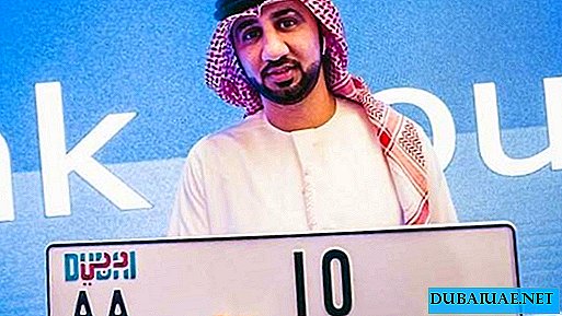 Op een veiling in Dubai werden 10 zeldzame nummerplaten verkocht voor $ 3 miljoen