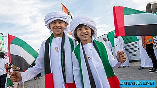 دخلت الإمارات أفضل 10 دول إيجابية