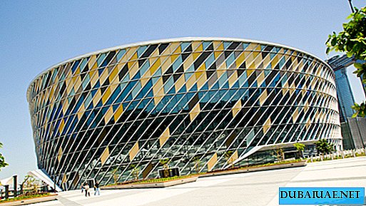 3 de maio, o novo estádio de Dubai realiza o dia da casa aberta