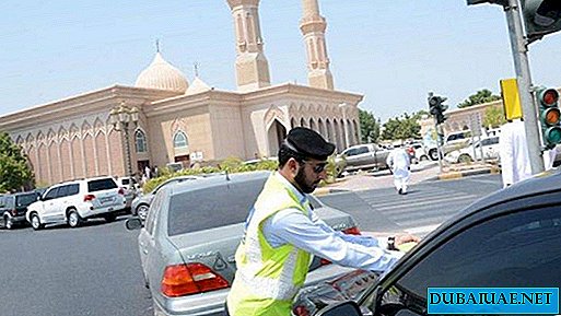 Das Parken im Emirat Sharjah ist 4 Tage lang kostenlos