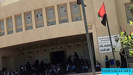 800 Menschen haben die Schule in Ras Al Khaimah verlassen