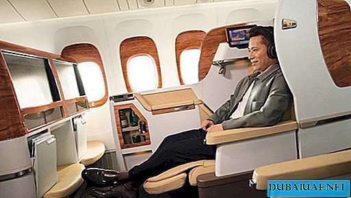A companhia aérea dos Emirados Árabes Unidos muda para uma nova classe de serviço