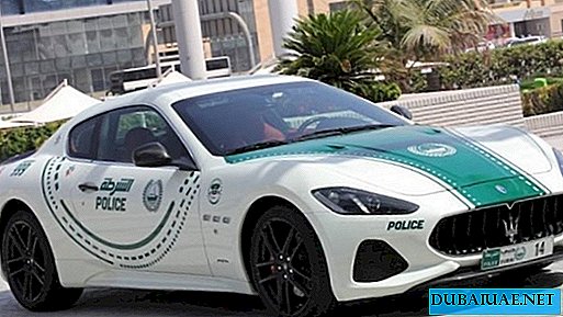 تم تجديد أسطول شرطة دبي بسيارة جديدة