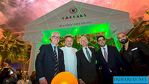 Dubai beherbergt die farbenfrohe Eröffnung des neuen Ceasars Palace Hotels
