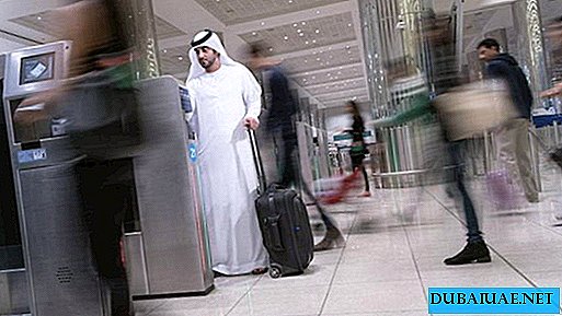 مطار دبي يستعد لساعة الذروة السنوية