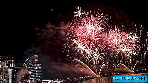 Dubai developer abandoned holiday fireworks