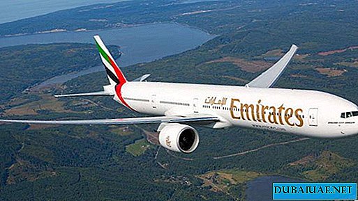 अमीरात एयरलाइंस दुबई से लंदन के दूसरे हवाई अड्डे के लिए उड़ान भरने लगती है