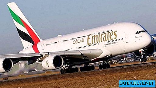 Aeromoça Emirates morre de um avião em Uganda