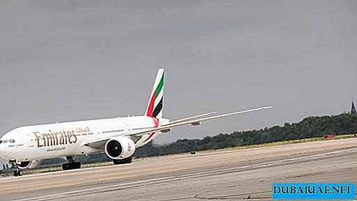 طيران الإمارات تطلق ثالث رحلة يومية إلى موسكو