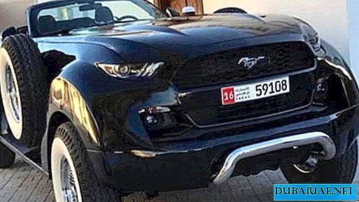 La plus grande Ford Mustang 4 × 4 était assemblée pour un cheikh des Emirats Arabes Unis (VIDEO)