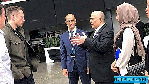 Dubajski cestni vodja se sestane z Elonom Muskom