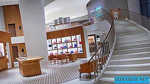 Butik Hermes terbesar di Dubai dibuka di mal Dubai