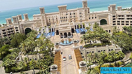 Jumeirah Al Qasr: relaxation in the palace - with 20% discount