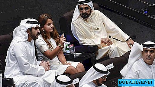 Il sovrano di Dubai visita lo spettacolo La Perle