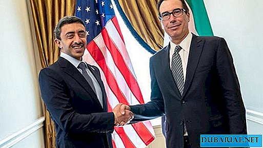 Ministro dos Negócios Estrangeiros dos Emirados Árabes Unidos visita Washington