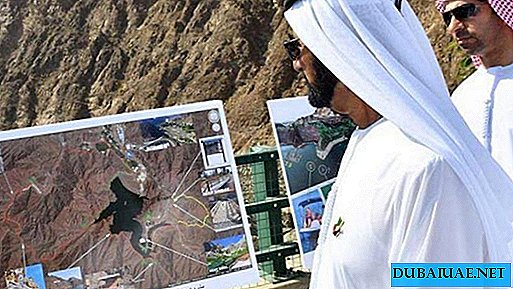दुबई नगर पालिका ने हट्टा पर्वत को एक प्रमुख पर्यटन केंद्र में बदलना शुरू कर दिया है