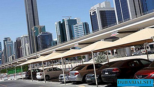 Das Neujahrsparken in Dubai ist kostenlos