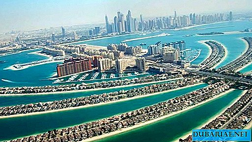 في جزيرة النخيل في دبي ، من المقرر افتتاح ثلاثة فنادق فاخرة جديدة