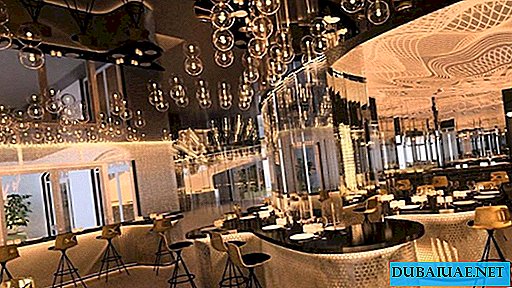В луксозен курорт в Дубай, ресторант, открит от именит готвач