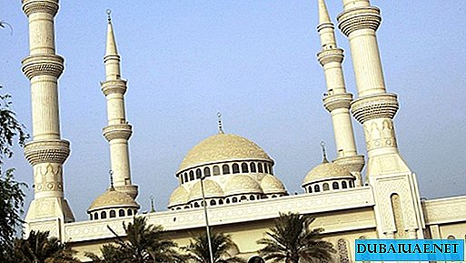 تلقى أحد مساجد الإمارات العربية المتحدة اسم العذراء مريم