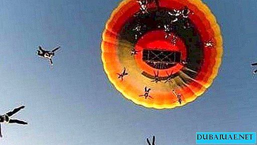 Los paracaidistas de Dubai establecen un récord mundial