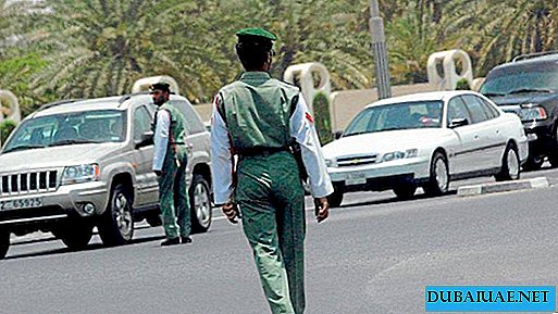 La policía de Dubai impone multas adicionales a los automovilistas