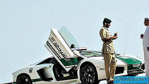Police gave a resident of Dubai a new car for a neat ride