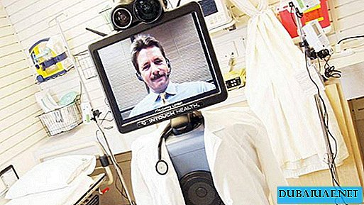 Medicinske robotter vises på alle hospitaler i Dubai
