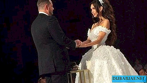 Oligarca russa e modelo russo de Dubai jogou "Casamento do Ano"