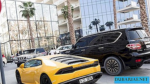 I Förenade Arabemiraten förstärktes straffen för att köra på sidan