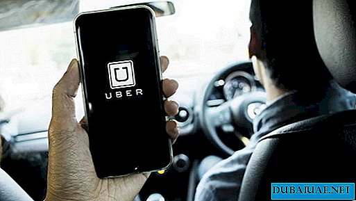 Dubai adományozóknak ingyenes taxisutat biztosít