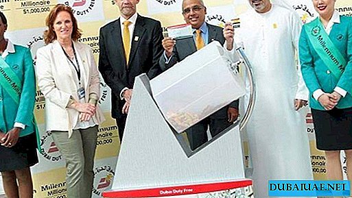 In Dubai wonnen twee buitenlanders de loterij van miljoen dollar