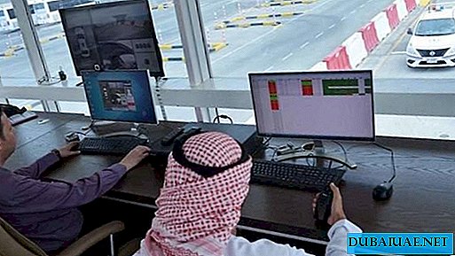 In Dubai werden smarte Autos angezogen, um Fahrprüfungen abzulegen