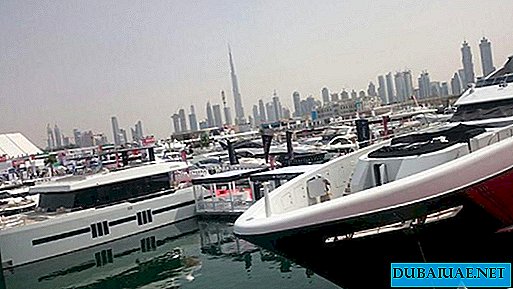 Triển lãm du thuyền quốc tế Dubai mở cửa