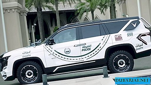 Cảnh sát tuần tra sáng tạo xuất hiện ở Dubai