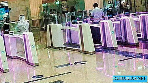 في دبي ، يبحث النظام الذكي عن الأمتعة المشبوهة في المطار