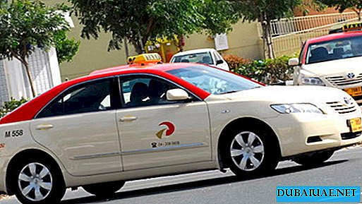 In Dubai, taxi license plate holders will receive compensation