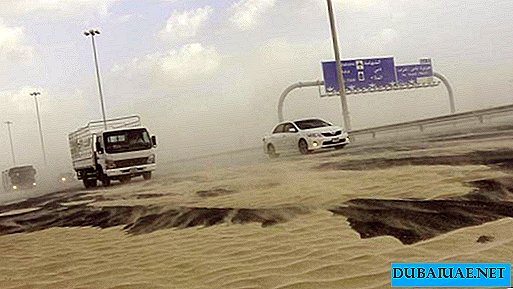 تعطل دبي بسبب العاصفة الرملية
