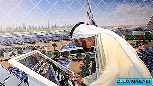 A maior usina de energia solar do mundo a ser construída nos Emirados Árabes Unidos