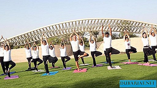 Eine große Feier des Yoga-Tages findet in der Hauptstadt der Vereinigten Arabischen Emirate statt