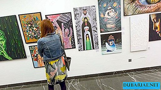 يشارك فنانون من بلدان رابطة الدول المستقلة في معرض اللوحات في دبي