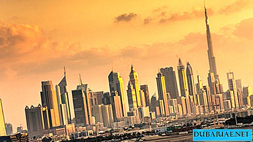 Autoridades dos Emirados Árabes Unidos alertam os moradores sobre o aumento do calor