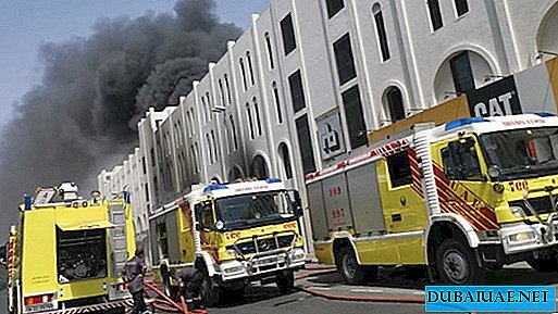 Near Dubai Airport, cars and a warehouse caught fire