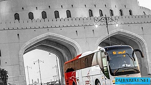 Bussiühendus Dubai ja Muscati vahel jätkus