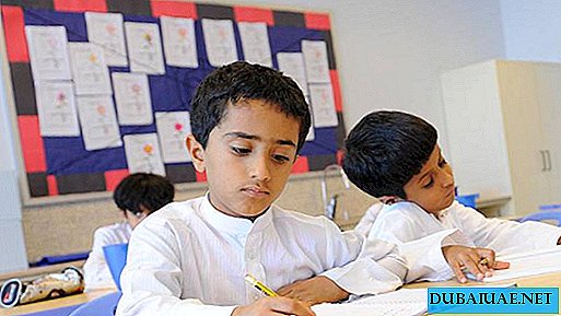 The introduction of VAT in the UAE stimulates the sale of school goods