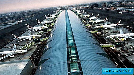 Landasan pacu bandara Dubai akan ditutup selama satu setengah bulan